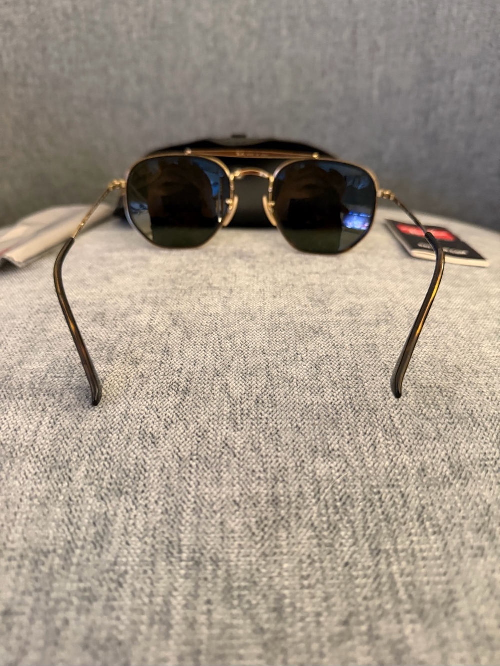 Ray-Ban Gold Frame Black Lens Sunglasses with Case - Picture 6 of 6
